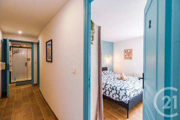 Appartement F4 à vendre  4 pièces - 65,20 m 2   GUINGAMP  - 22
