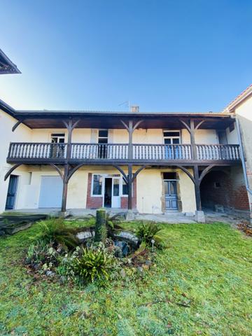 Maison 10 pièces - 258 m²