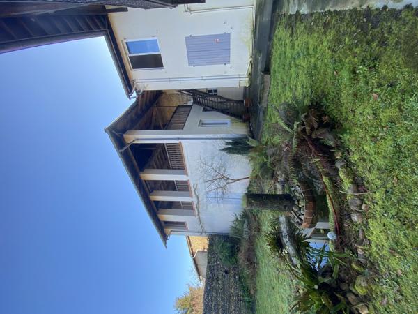 Maison 10 pièces - 258 m²