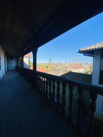 Maison 10 pièces - 258 m²