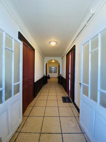 Maison 10 pièces - 258 m²