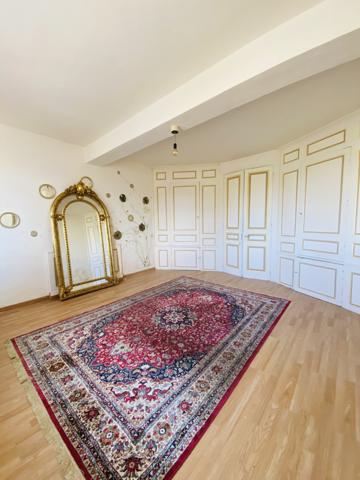 Maison 10 pièces - 258 m²