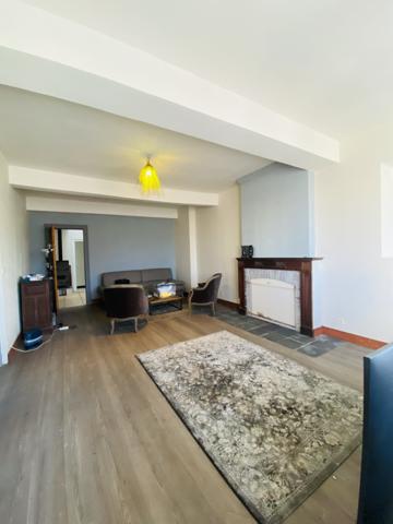 Maison 10 pièces - 258 m²