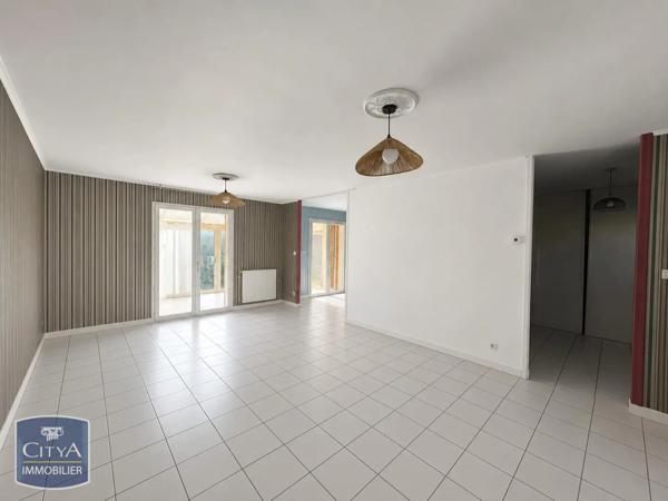 Maison à vendre 4 pièces 97.5m² Saintes (17100)