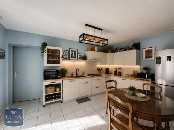 Maison à vendre 4 pièces 97.5m² Saintes (17100)