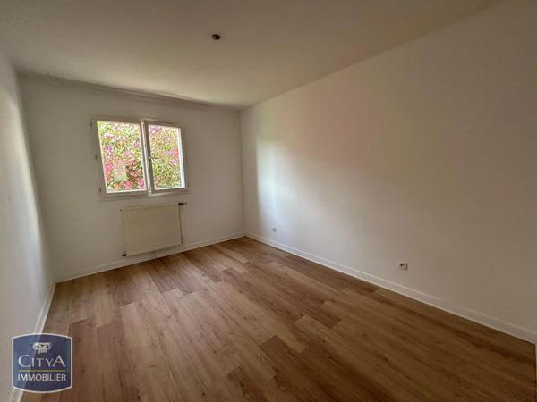 Maison à vendre 4 pièces 97.5m² Saintes (17100)