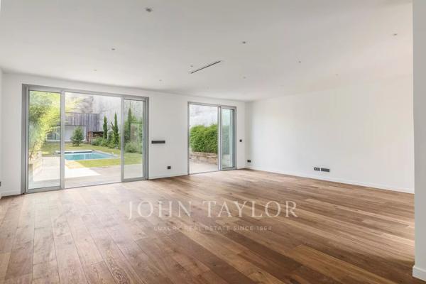 LOFT NEUF - FRAIS DE NOTAIRE RÉDUITS - JARDIN - PISCINE - DÉPENDANCE - GARAGE