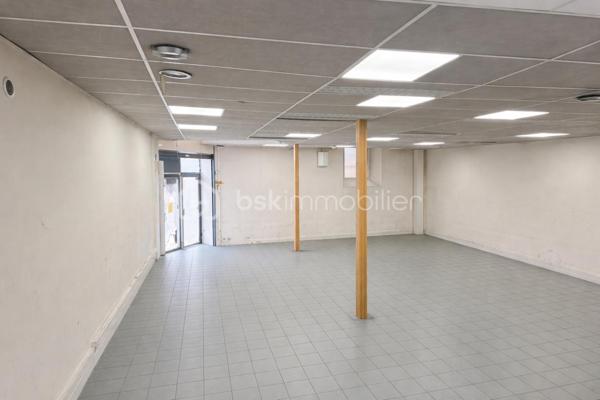 Local d'activités de 386 m²