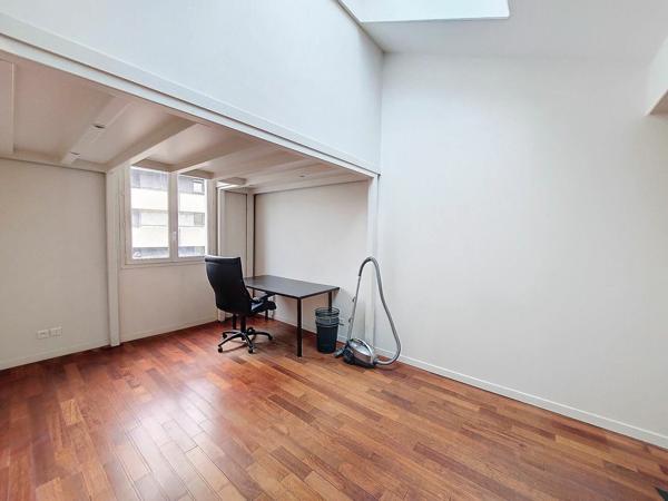 Appartement à vendre    4 pièces • 129 m2 Paris 11