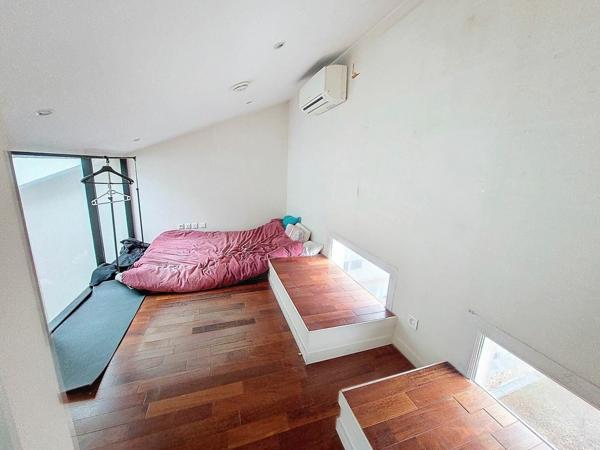 Appartement à vendre    4 pièces • 129 m2 Paris 11