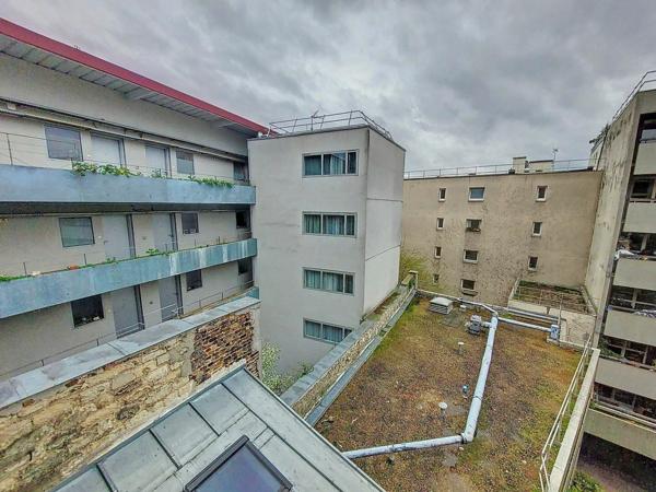 Appartement à vendre    4 pièces • 129 m2 Paris 11
