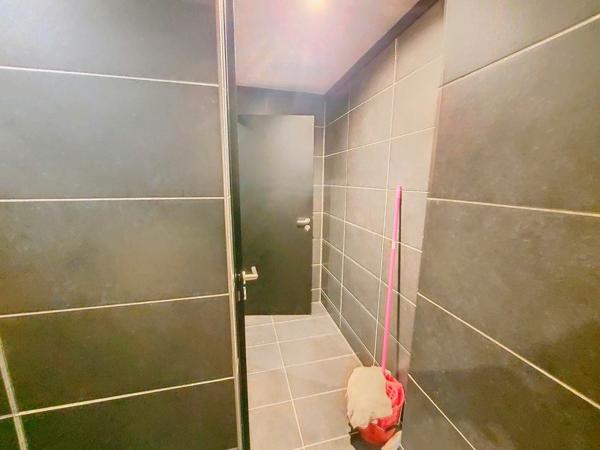 Appartement à vendre    4 pièces • 129 m2 Paris 11