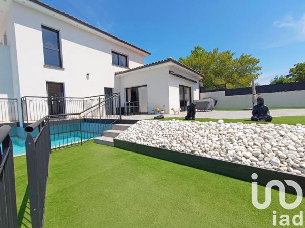 Maison d’architecte 5 pièces de 165 m² à Magalas (34480)