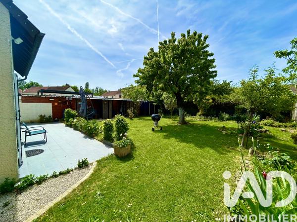 Maison à vendre 5 pièces 102,93 m² Moissy-Cramayel