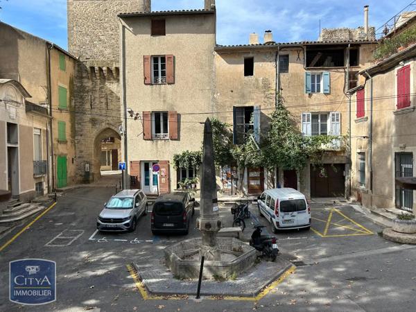 Appartement à louer 2 pièces 35.63m² Cucuron (84160)