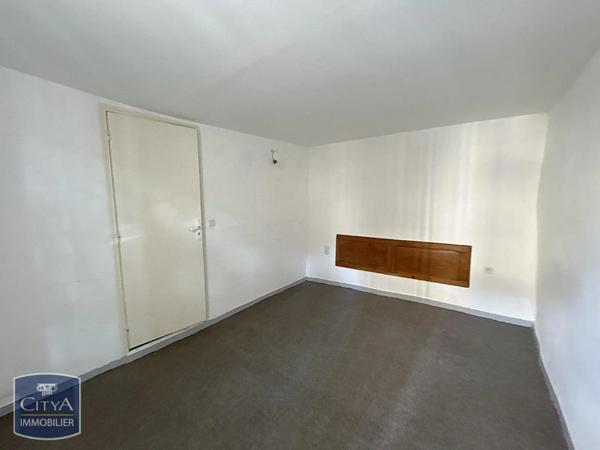 Appartement à louer 2 pièces 35.63m² Cucuron (84160)