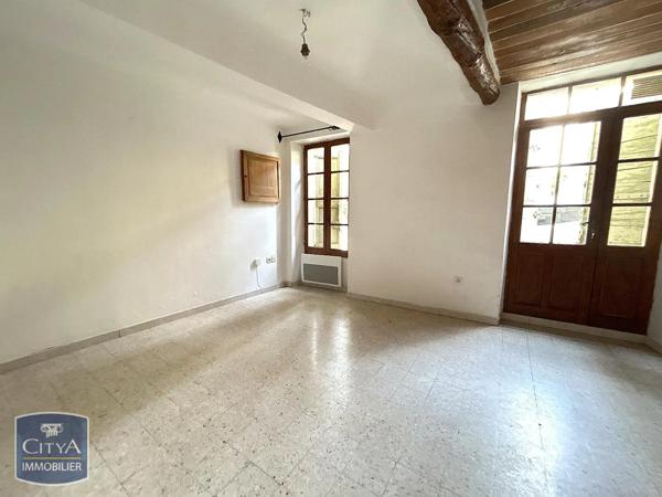 Appartement à louer 2 pièces 35.63m² Cucuron (84160)