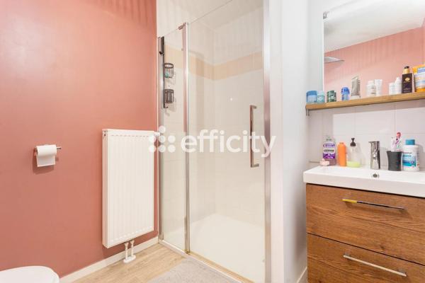Appartement
         2 pièces
        - 48 m² Exclusivité 145 000 € *
