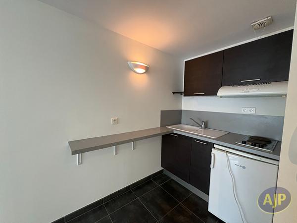 Location appartement Nantes : 557 € - AJP Immobilier Nantes Ouest