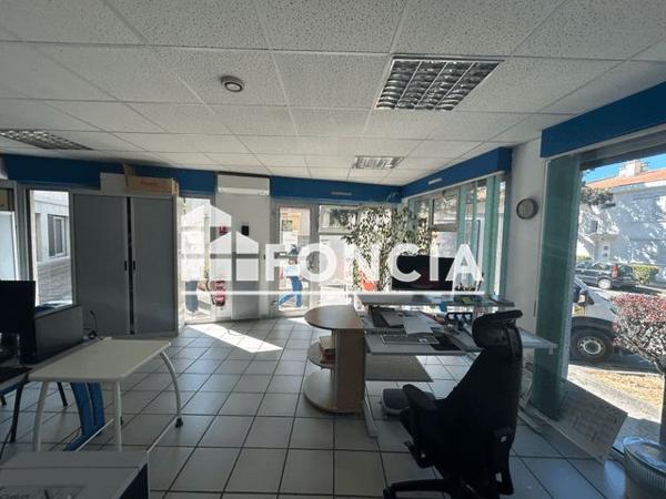 Location Local commercial 2 pièces 68 m² - 32 BOULEVARD VICTOR HUGO Digne-les-bains 04000