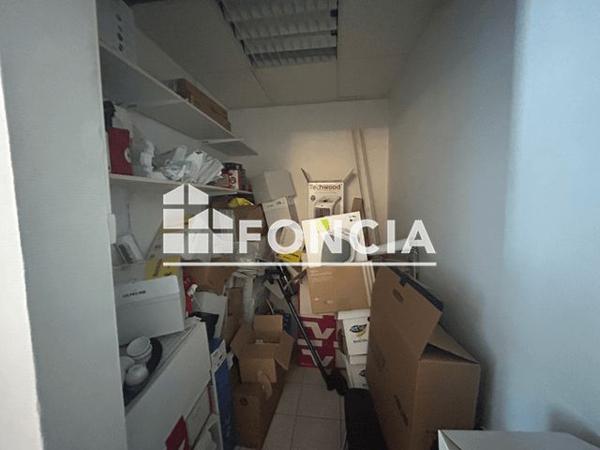 Location Local commercial 2 pièces 68 m² - 32 BOULEVARD VICTOR HUGO Digne-les-bains 04000