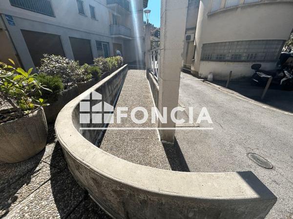 Location Local commercial 2 pièces 68 m² - 32 BOULEVARD VICTOR HUGO Digne-les-bains 04000