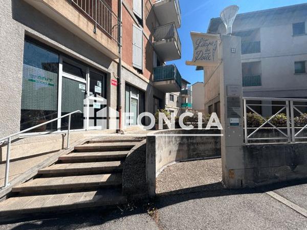 Location Local commercial 2 pièces 68 m² - 32 BOULEVARD VICTOR HUGO Digne-les-bains 04000