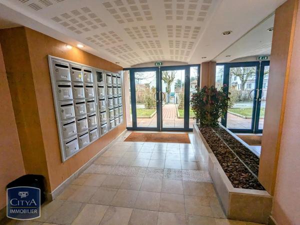 Appartement à louer 1 pièce 21.74m² Dijon (21000)
