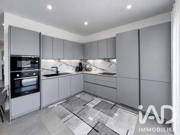 Maison à vendre 6 pièces 257 m² Sainte-Maxime