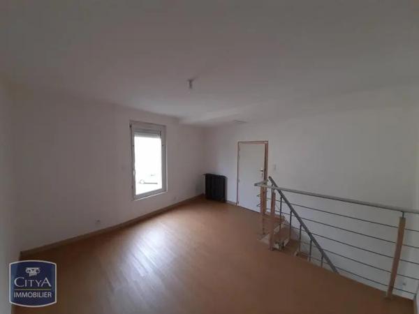Maison à louer 3 pièces 84.04m² Trémentines (49340)