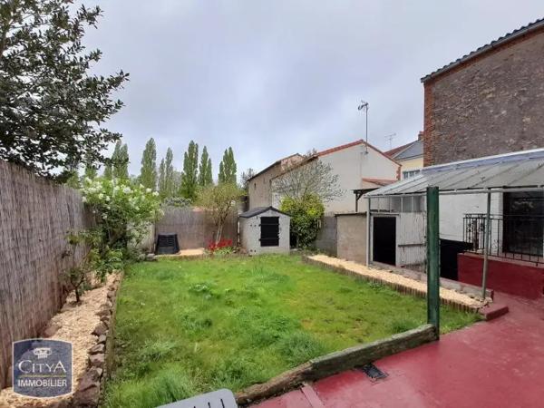 Maison à louer 3 pièces 84.04m² Trémentines (49340)