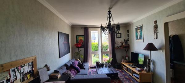 Maison Clisson 5 P . 3 Chs . Bureau . 81.29 M² . T 377 M² . Terrasse . Garage