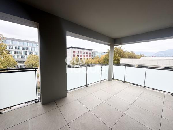 APPARTEMENT À LOUER DE 4 PIÈCES DE 87,44 M²
