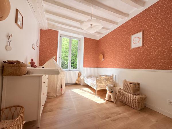 Magnifique maison ancienne trois chambres de plus de 100 m², Montreuil-Juigné