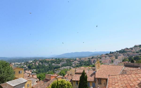 Appartement à vendre    2 pièces • 61,72 m2 Grasse