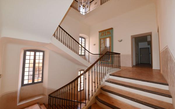 Appartement à vendre    2 pièces • 61,72 m2 Grasse