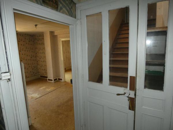 Maison, 112 m²,8 pièces 4 chambres, 213 m² de terrain