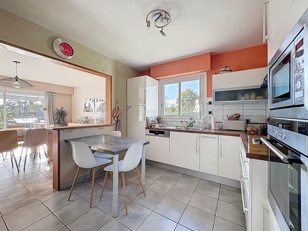 Maison lumineuse de 115m² sur un terrain au calme et vue dégagée - Inzinzac-Lochrist