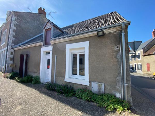A louer commune NIHERNE maison type 2 avec cour