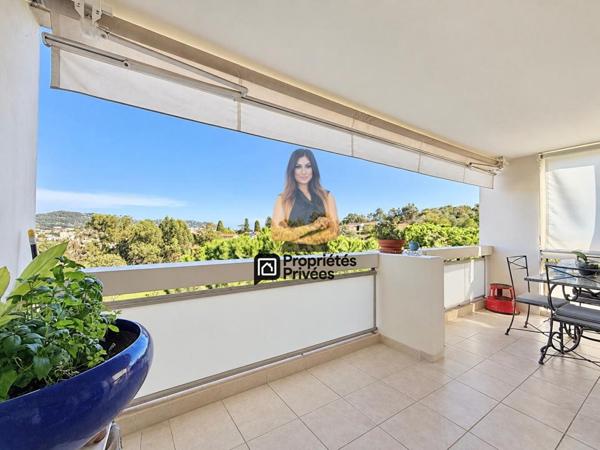 Appartement Cannes Croix des gardes 4 pièces 90 m2 2 terrasses, garage