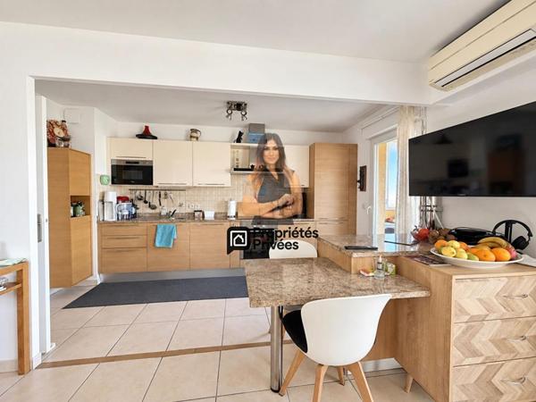 Appartement Cannes Croix des gardes 4 pièces 90 m2 2 terrasses, garage