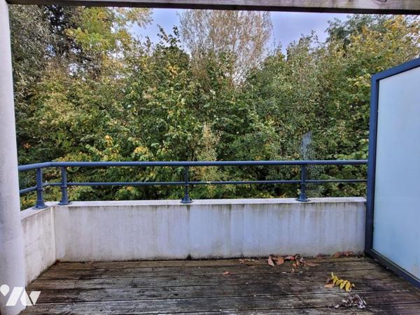 T2 avec balcon et ascenseur