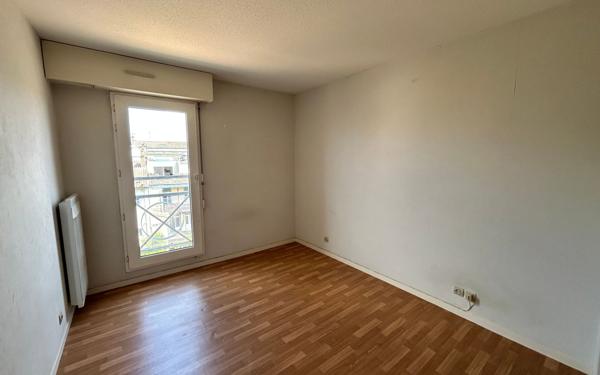 Appartement à vendre    3 pièces •  Bordeaux