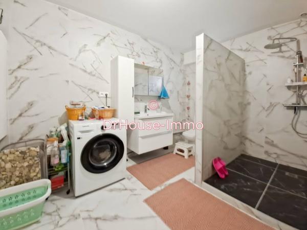 Immeuble à vendre de 201 m²