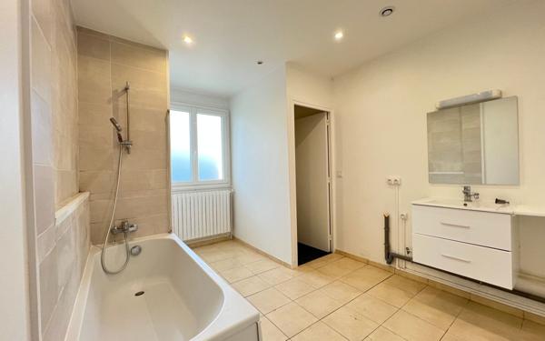 Maison à vendre    3 pièces • 63,35 m2 Chelles