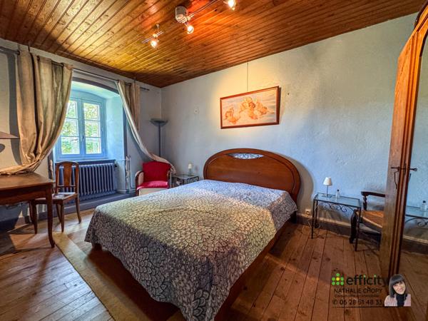 Maison
         12 pièces
        - 256 m² Exclusivité 290 000 € *