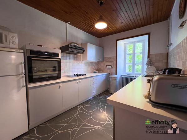 Maison
         12 pièces
        - 256 m² Exclusivité 290 000 € *