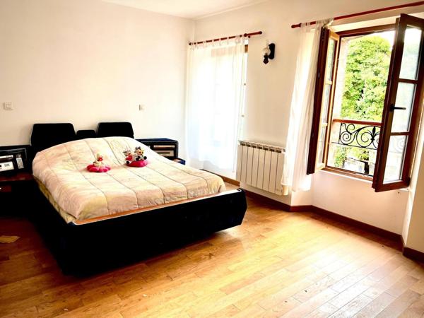 Maison de village en partie rénovée......