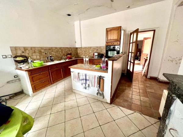 Maison de village en partie rénovée......