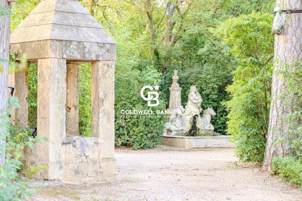 Château 20 pièces à vendre Pézenas - 34120 / Réf: 86010460